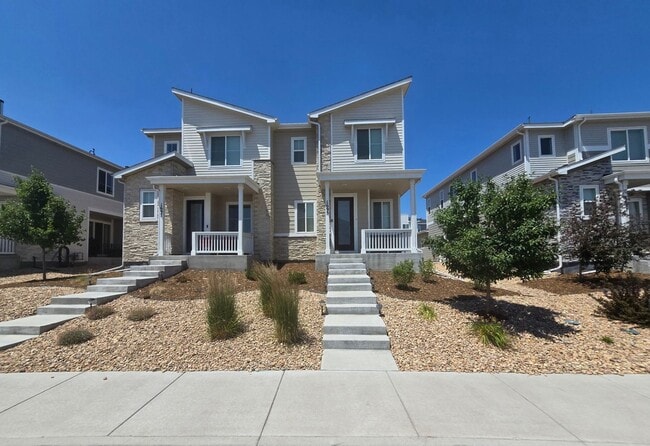Building Photo - 1695 S Andes Way