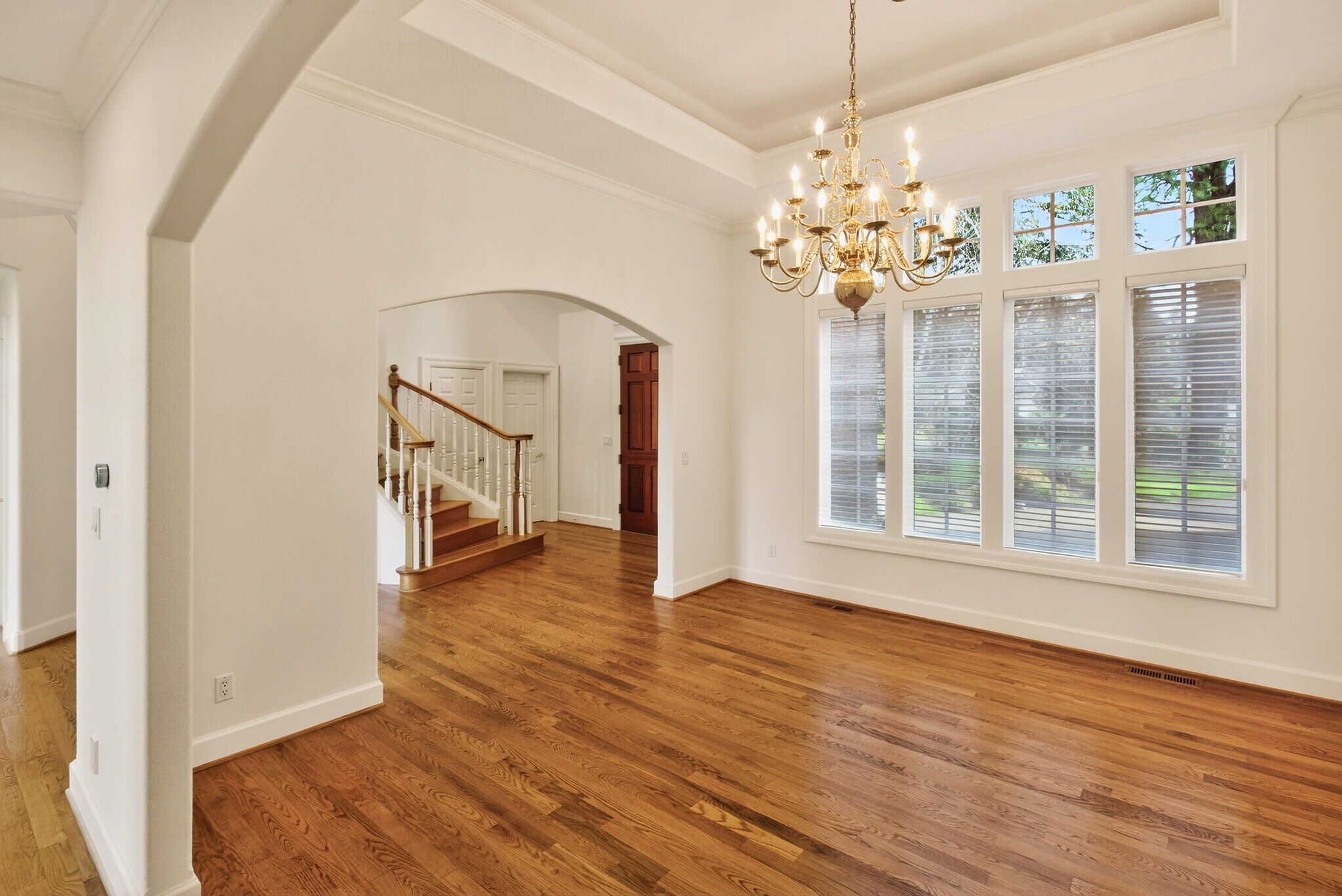 Dining room - 1645 SE Oak Shore Ln