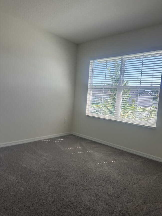 Building Photo - Gorgeous 3-Bedroom, 2-Bathroom Townhouse in Bradenton