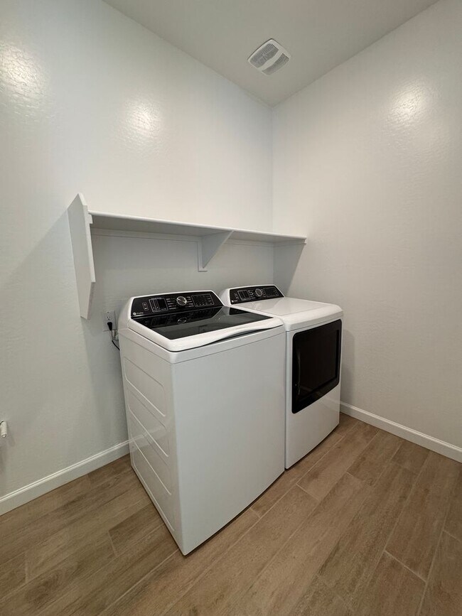 Building Photo - BRAND NEW HOME IN UNION PARK AT NORTERRA I...