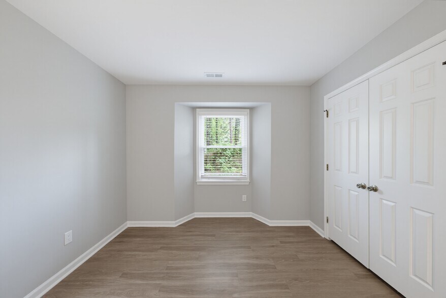Second Bedroom - 2030 Quaker Landing