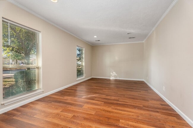 Building Photo - 20361 Fieldtree Dr