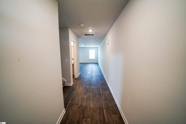 Building Photo - 112 Myers Ln