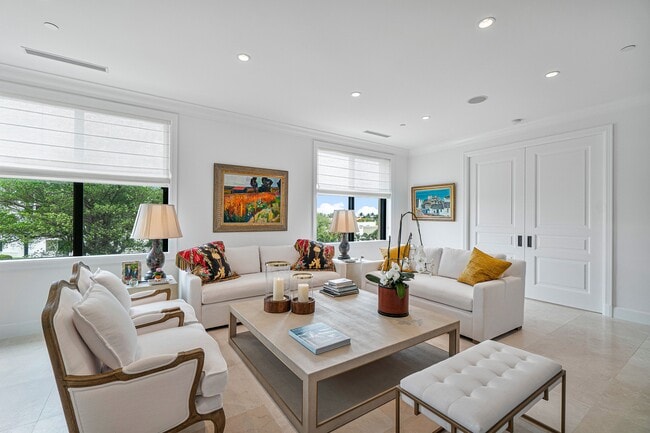 Building Photo - 150 Bradley Pl