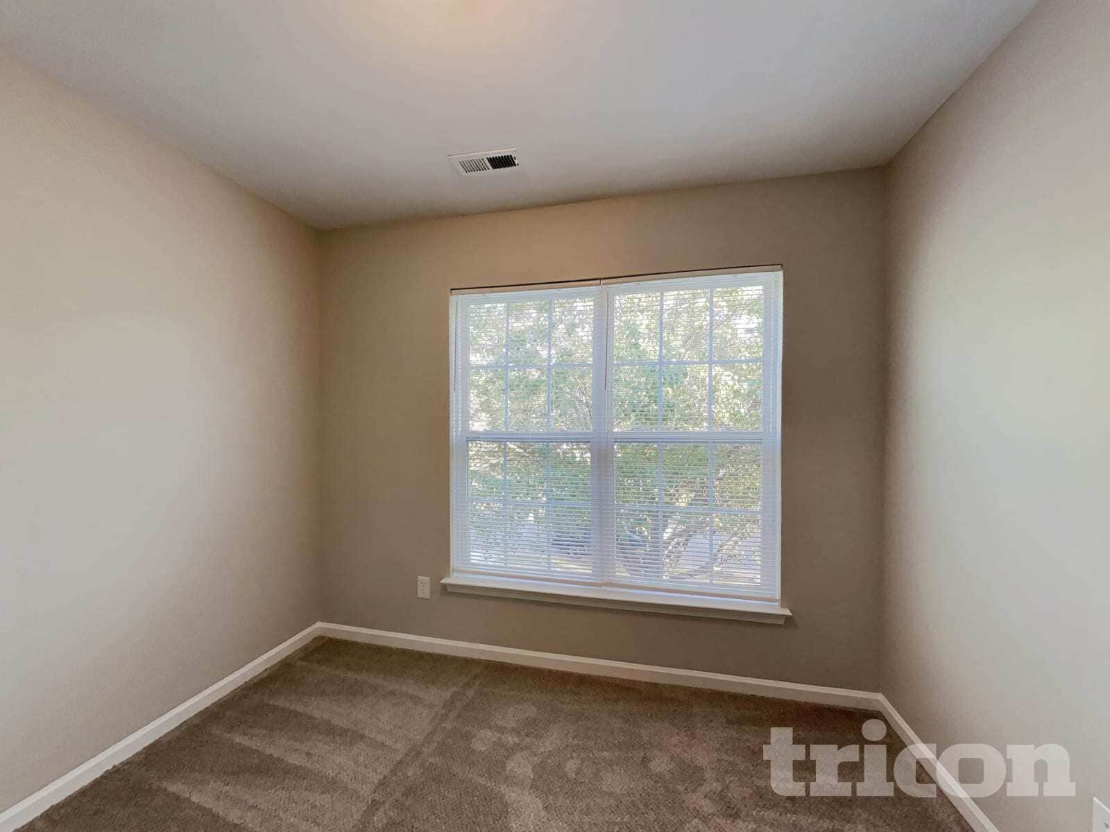 Building Photo - 544 Stillgreen Ln