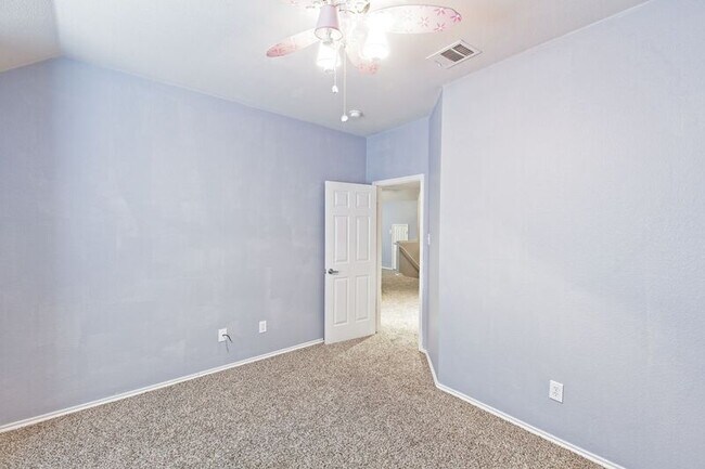 Building Photo - 1201 Rain Fern Dr