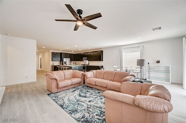 Building Photo - 3791 McLeod Dr