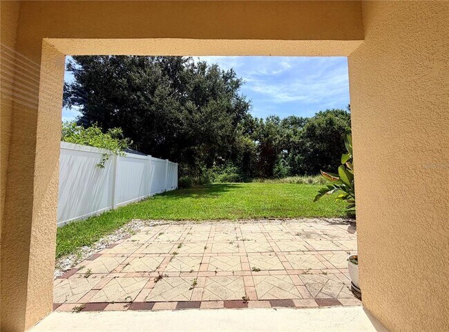 Building Photo - 7838 Carriage Pointe Dr