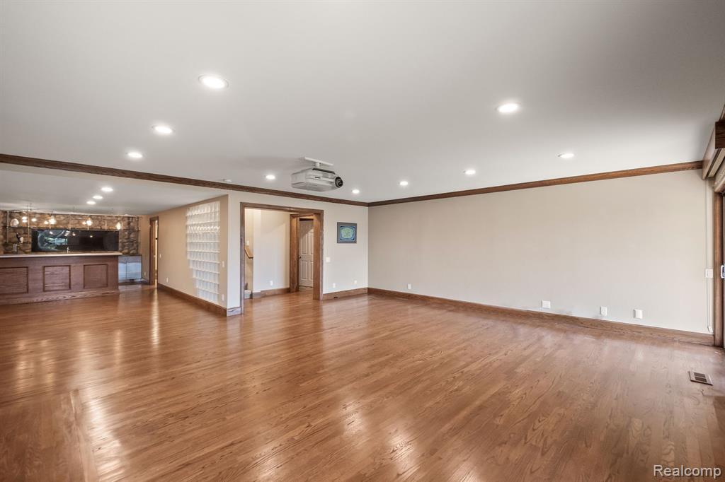 Building Photo - 3782 Pine Lake Knoll Dr