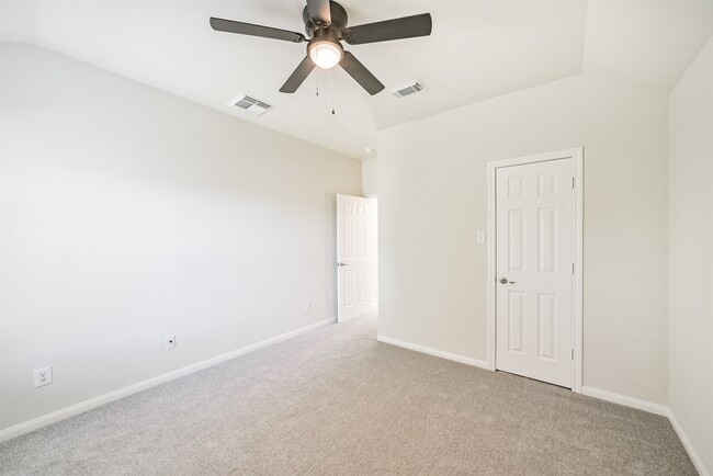 Building Photo - 25211 Whistling Pines Ct