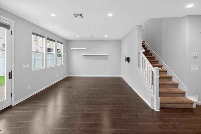 Building Photo - 16421 Veridian Cir