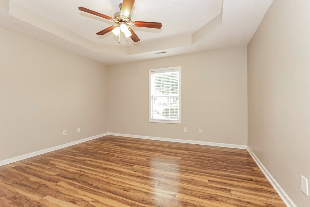 Building Photo - 9010 Lomond Dr