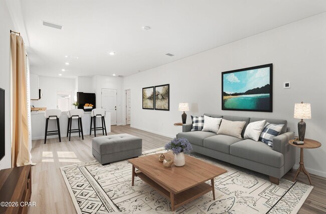 Building Photo - 56 Silverthorn St