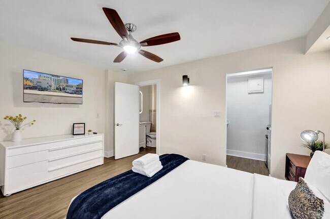 Building Photo - 3020 Seville St