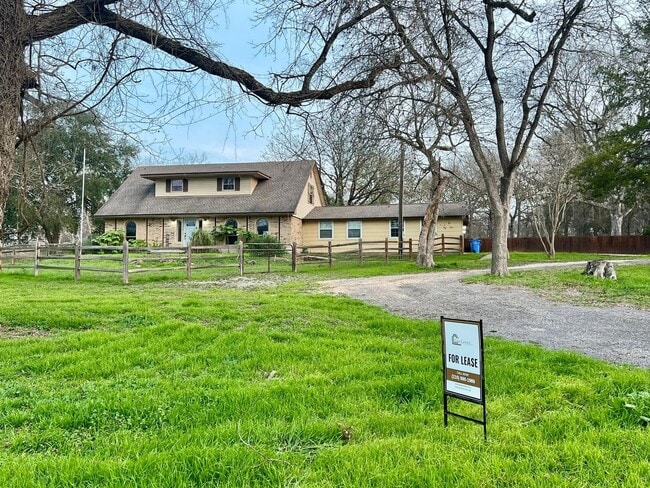 Building Photo - 289 Deer Slayer Dr