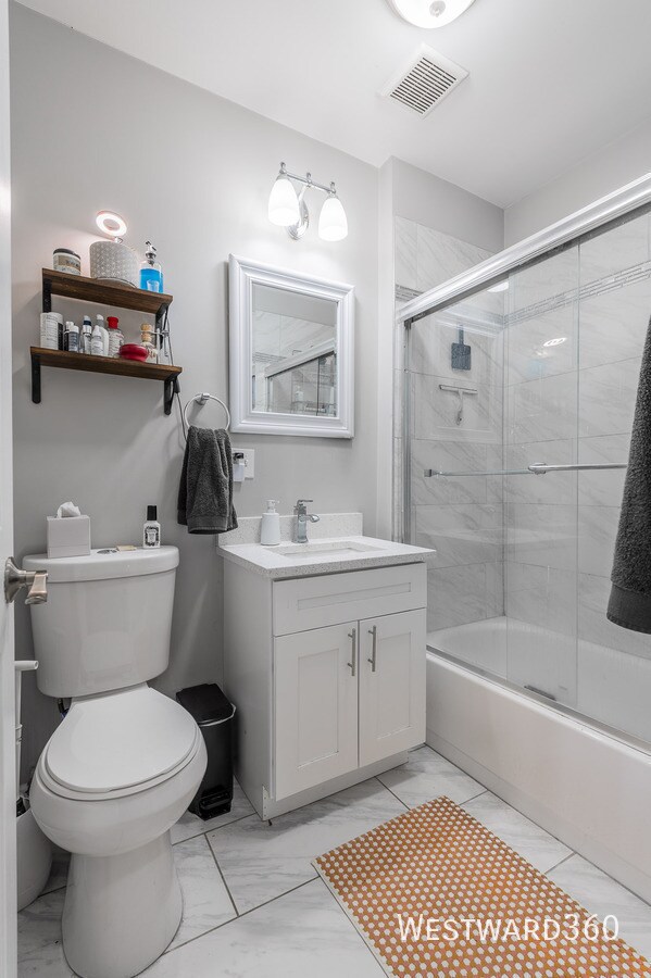 Building Photo - 1733 N Artesian Ave