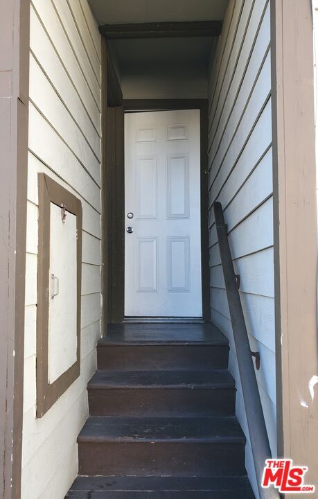 Building Photo - 119 Benton Wy