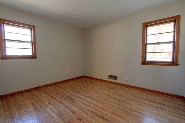 Building Photo - 109 Strese Ln