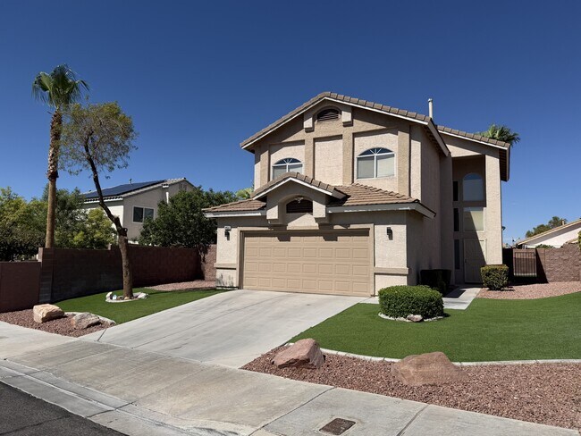 Building Photo - 2456 Sheltered Meadows Ln