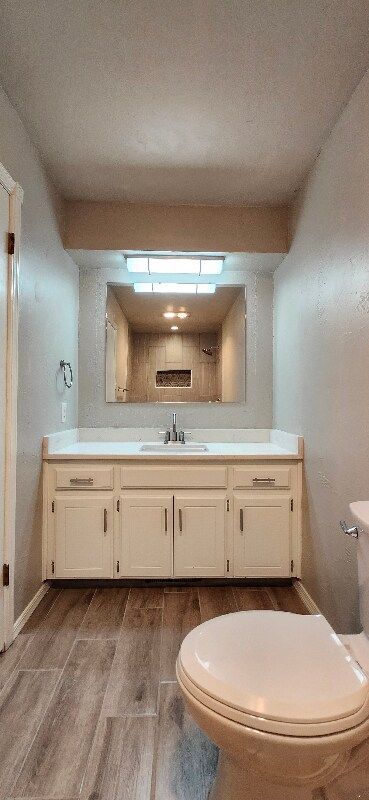 Building Photo - 2804 Fairfield Dr