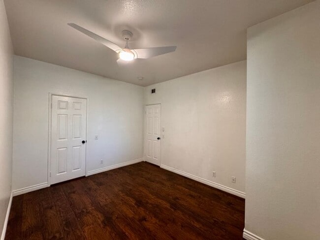 Building Photo - Bright and Open 3 Bedroom Home in Murrieta...