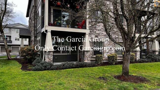 Building Photo - 765 NE Adwick Dr