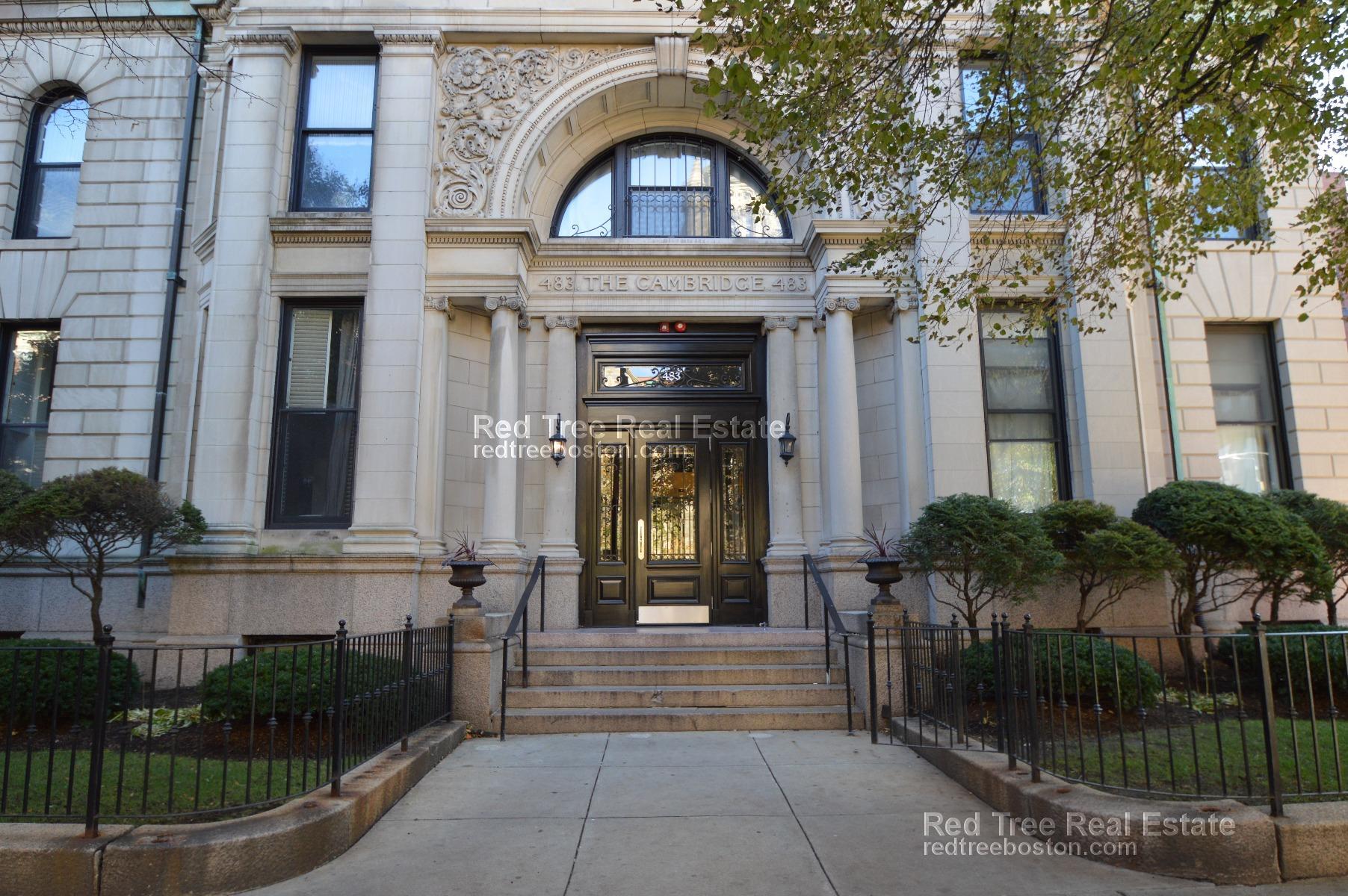 Building Photo - 483 Beacon St