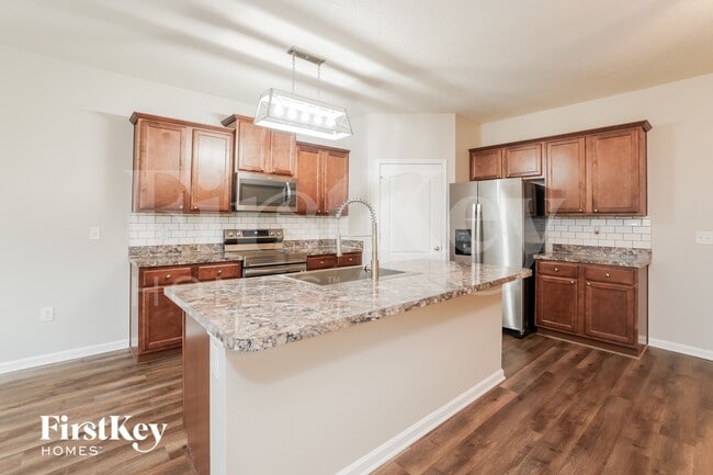 Building Photo - 3526 Summit Oaks Dr