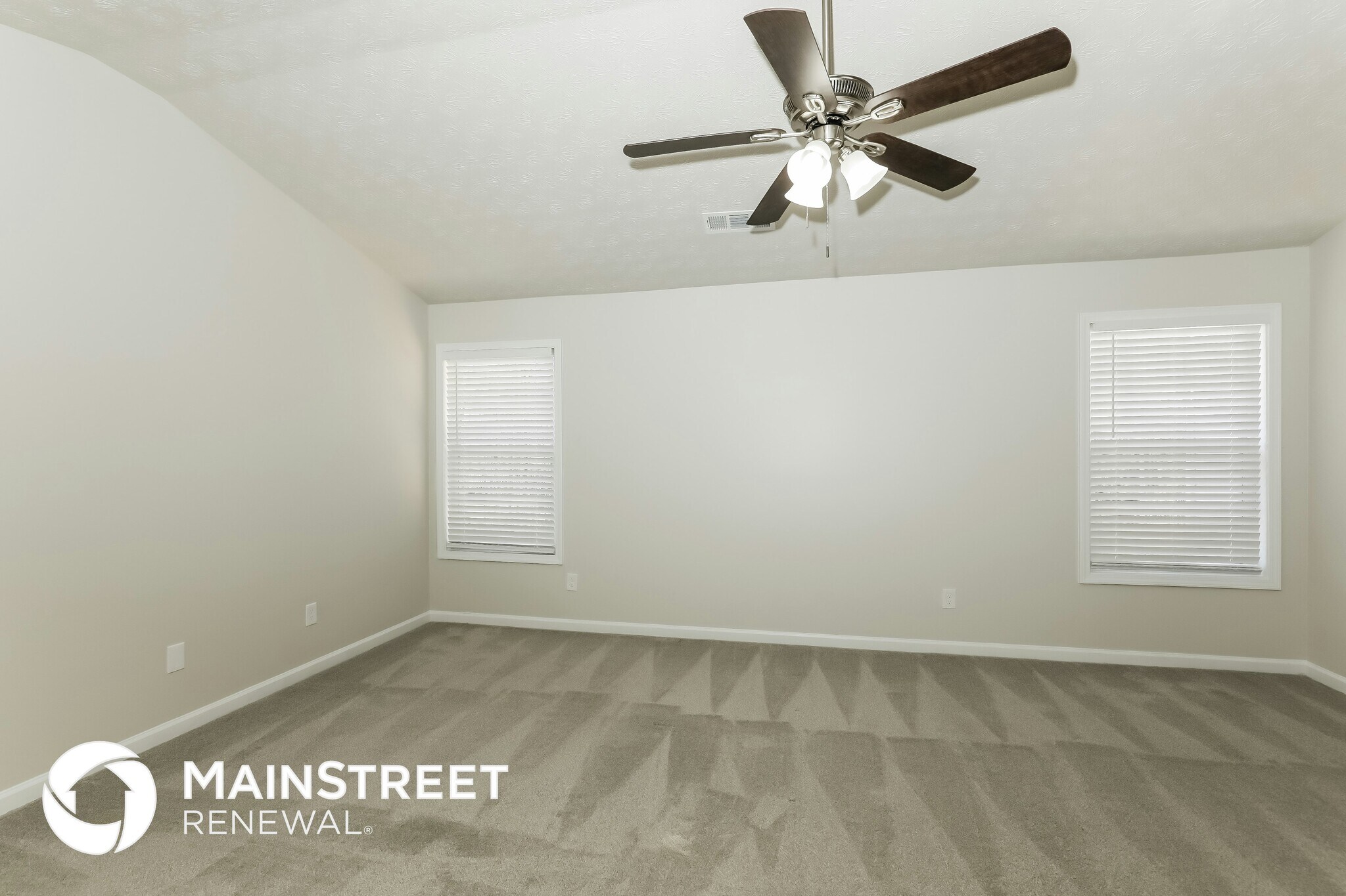 Building Photo - 241 Winthrop Ln