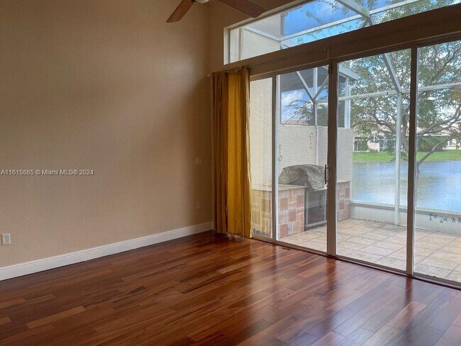 Building Photo - 8133 Madison Lakes Cir S