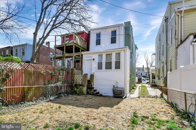Building Photo - 716 Gorsuch Ave
