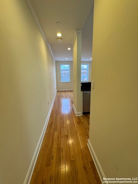 Building Photo - 11 Chauncy St