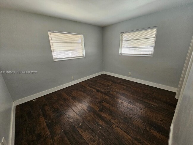 Building Photo - 7501 Pierce St