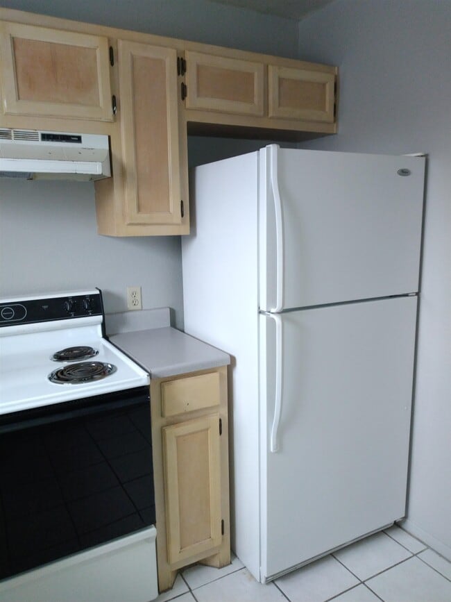 Building Photo - 105 Rockwell Way