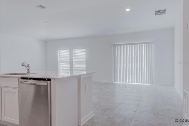 Building Photo - 1481 Brentwood Dr