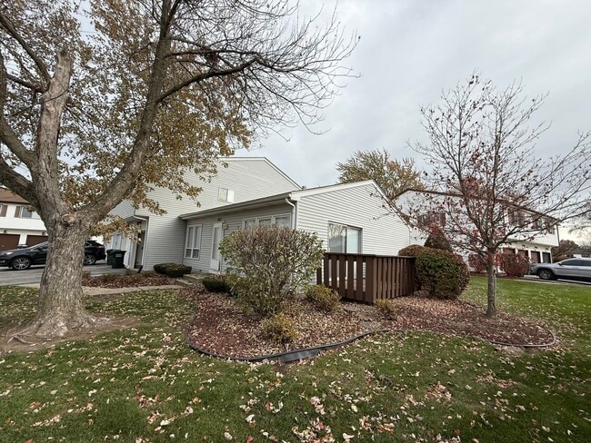 Building Photo - 20137 S Hampton Ct