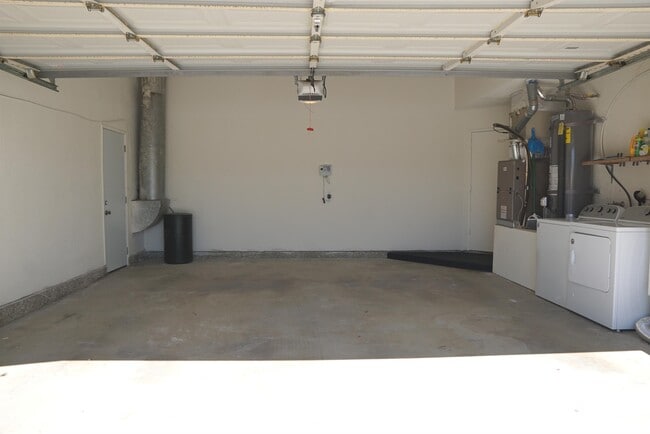 Building Photo - 68120 Tachevah Dr