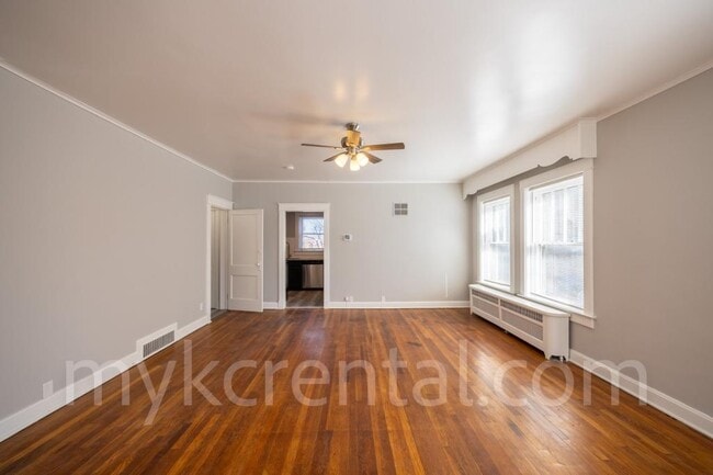 Building Photo - 17 S 17th St