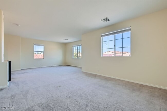 Building Photo - 6464 N Gentle Falls Ln