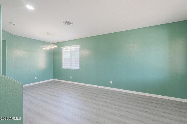 Building Photo - 4722 S 238th Ln
