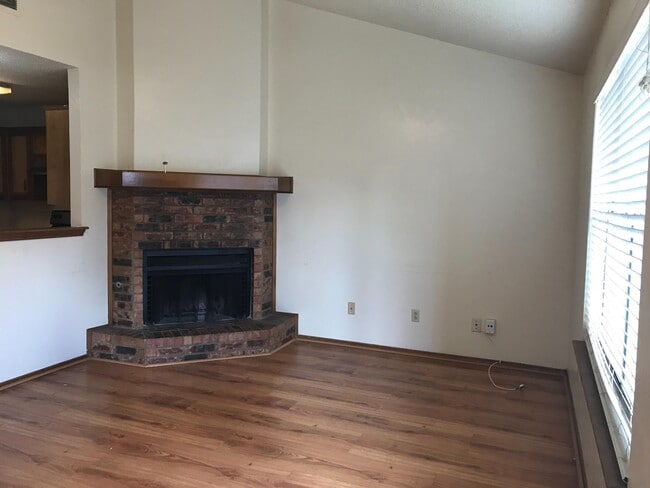 Building Photo - 5620 Brownfield Dr