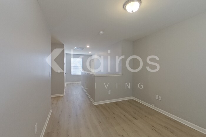 Building Photo - 2476 Whirlwind Ln