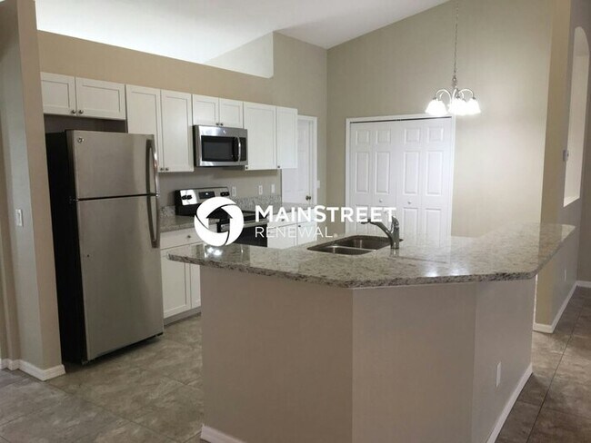 Building Photo - 3 Bedroom Pet-Friendly Home in Cape Coral, FL with Main Street Renewal