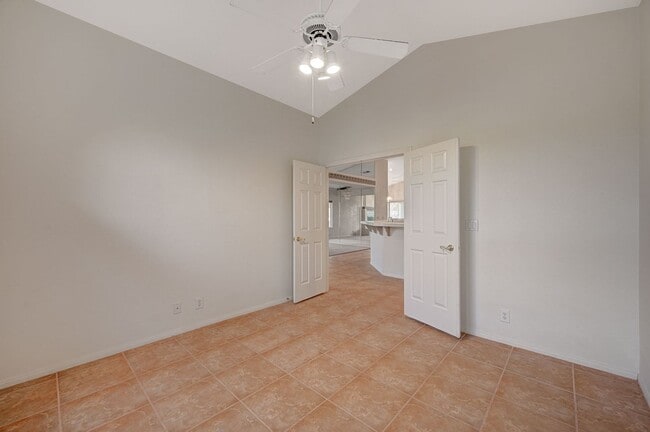 Building Photo - Great Calico Ridge Home