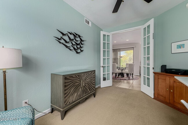 Building Photo - 10260 E White Feather Ln