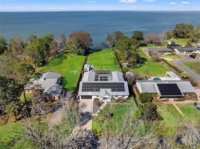 Building Photo - 1021 Temple Grove Pl