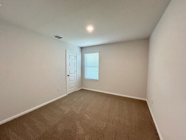 Building Photo - New 4 Bd 2 Ba Home Available for Move In!