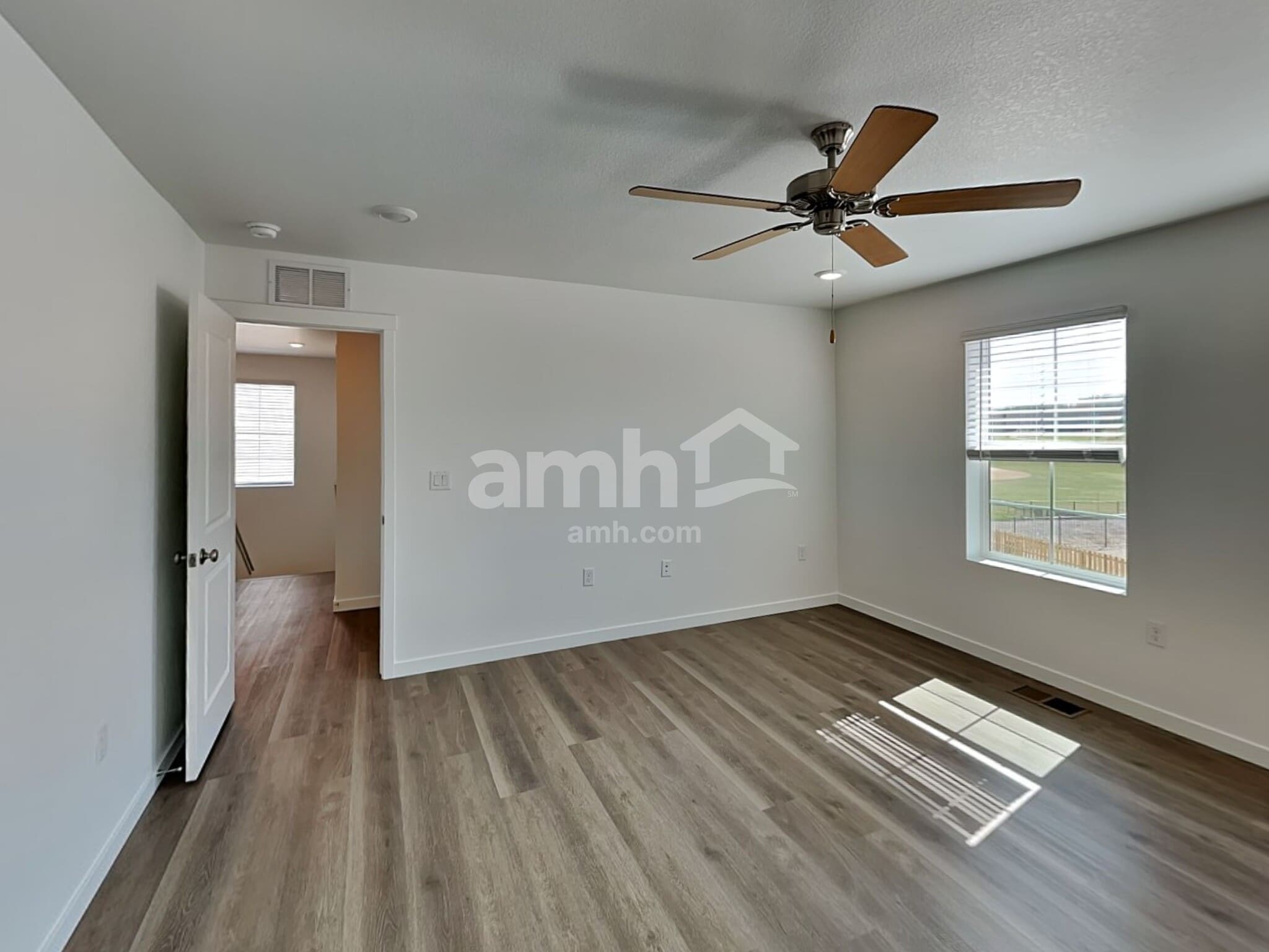 Building Photo - 26112 E Calhoun Pl