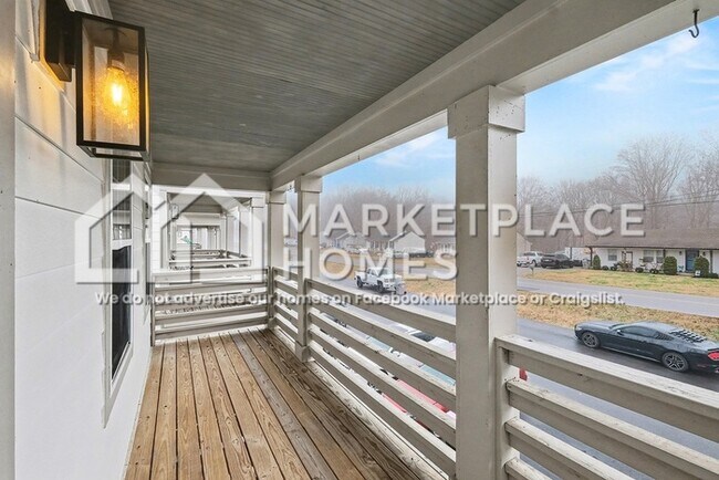 Building Photo - 2437/106 Bell St