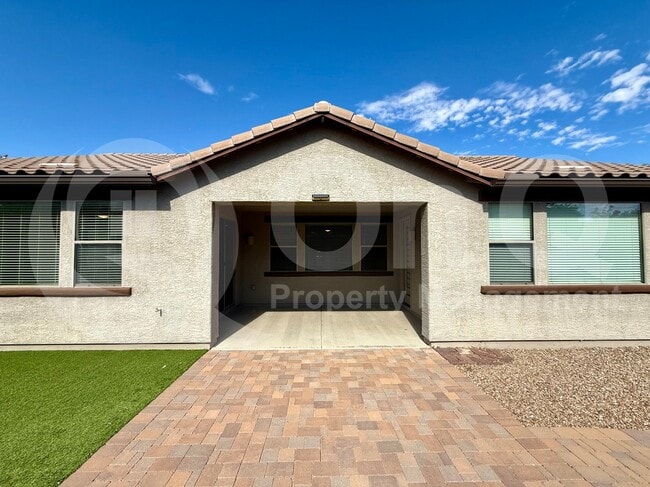 Building Photo - 12384 N Feather Song Ave